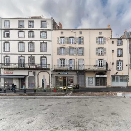 Le Ballainvilliers - 1 - Centre