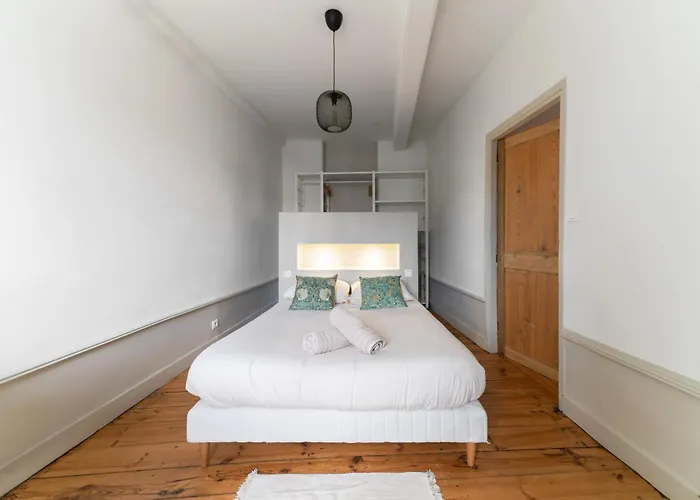 Le Ballainvilliers - Coeur De شقة *